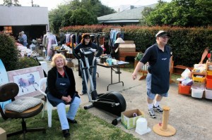yard.sale.ann.jane (1024x682)